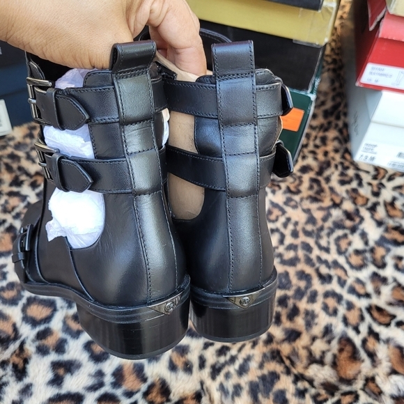Michael Kors Radley Black Leather Pointed Toe Boots Sz 6.5 - Picture 6 of 16
